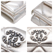 Load image into Gallery viewer, CHANEL シャネル マトラッセ 三つ折り財布 スモールフラップウォレット 31番台 2021年 レザー ゴールド シルバー 美品 中古 48154