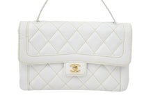 Load image into Gallery viewer, CHANEL シャネル ワイルドステッチ フラップ ハンドバッグ ココマーク 9番台 ラムスキン ホワイト ゴールド金具 美品 中古 48157