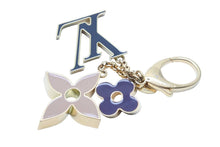 Load image into Gallery viewer, LOUIS VUITTON ルイヴィトン バッグチャーム アクセサリー フルール ドゥ モノグラム M67119 GP ゴールド 良品 中古 48290