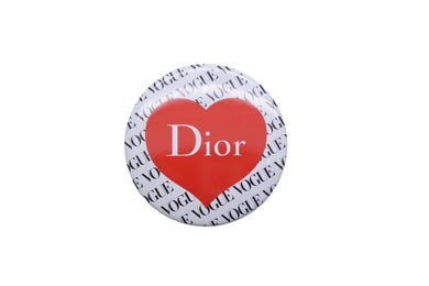 Dior ディオール VOGUE ヴォーグ 缶バッジ カンバッジ ノベルティ 小物 8.1g メタル ホワイト レッド ブラック 美品 中古 48315
