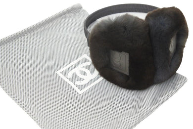 極美品 CHANEL シャネル スポーツライン 06A イヤーマフ ファー ココマーク ブラック グレー 中古 48340