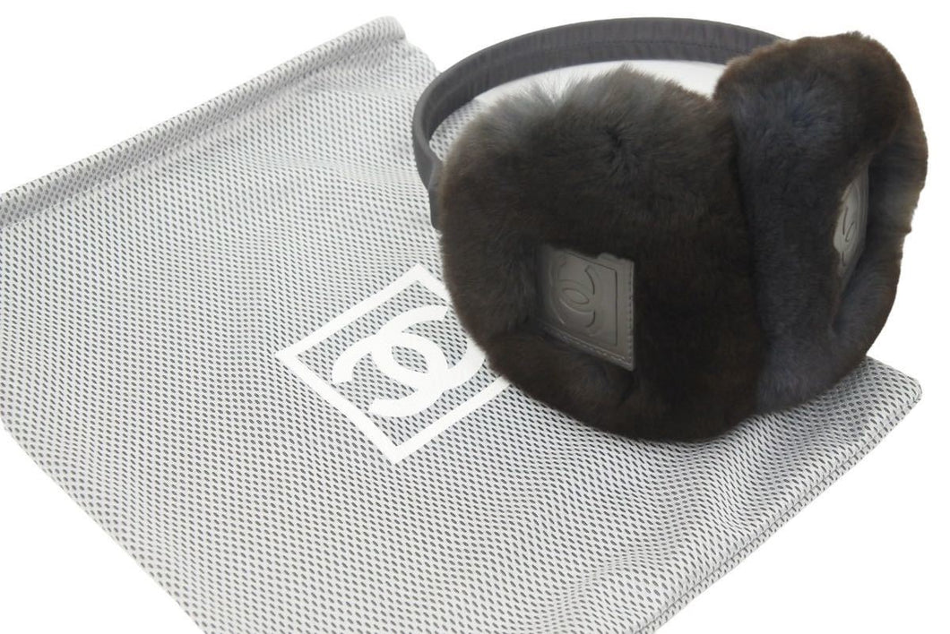 極美品 CHANEL シャネル スポーツライン 06A イヤーマフ ファー ココマーク ブラック グレー 中古 48340