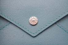 Load image into Gallery viewer, 極美品 TIFFANY&amp;Co. ティファニー カードケース ティファニーブルー 名刺入れ 小物 シルバー金具 ロゴ レザー 中古 48391