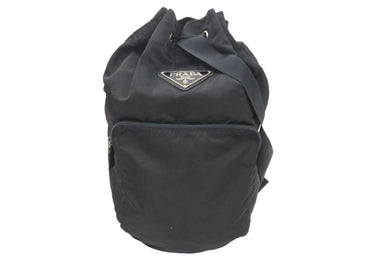 PRADA プラダ ワンショルダーバッグ 大型 巾着 △ロゴ ナイロン ブラック シルバー金具 美品 中古 48395