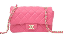Load image into Gallery viewer, CHANEL シャネル ショルダーバッグ ピンク ラムスキン ミニマトラッセ ゴールド金具 22326992 中古 48403