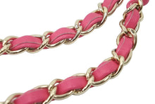 Load image into Gallery viewer, CHANEL シャネル ショルダーバッグ ピンク ラムスキン ミニマトラッセ ゴールド金具 22326992 中古 48403