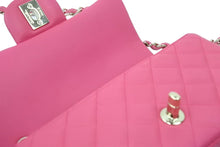 Load image into Gallery viewer, CHANEL シャネル ショルダーバッグ ピンク ラムスキン ミニマトラッセ ゴールド金具 22326992 中古 48403