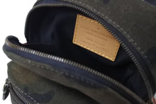 Load image into Gallery viewer, 極美品 LOUIS VUITTON×SUPREME ルイヴィトン シュプリーム 17AW アポロ ミニリュク ナノ M44201 バッグチャーム 中古 48444