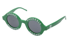 Load image into Gallery viewer, 新品同様 CHANEL PHARRELL シャネル ファレル サングラス カプセルコレクション 19ss round sunglasses グリーン 中古 48505