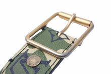 Load image into Gallery viewer, LOUIS VUITTON ルイヴィトン サンチュール モノグラモフラージュ ベルト カモフラ 90サイズ 村上隆 M9646U 美品 中古 48576