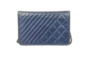 CHANEL シャネル ボーイシャネル マトラッセ チェーンウォレット Wステッチ 20番台 2015年 ネイビー 美品 中古 48672