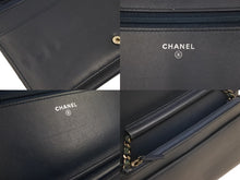 Load image into Gallery viewer, CHANEL シャネル ボーイシャネル マトラッセ チェーンウォレット Wステッチ 20番台 2015年 ネイビー 美品 中古 48672