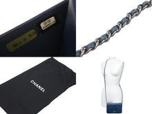 Load image into Gallery viewer, CHANEL シャネル ボーイシャネル マトラッセ チェーンウォレット Wステッチ 20番台 2015年 ネイビー 美品 中古 48672
