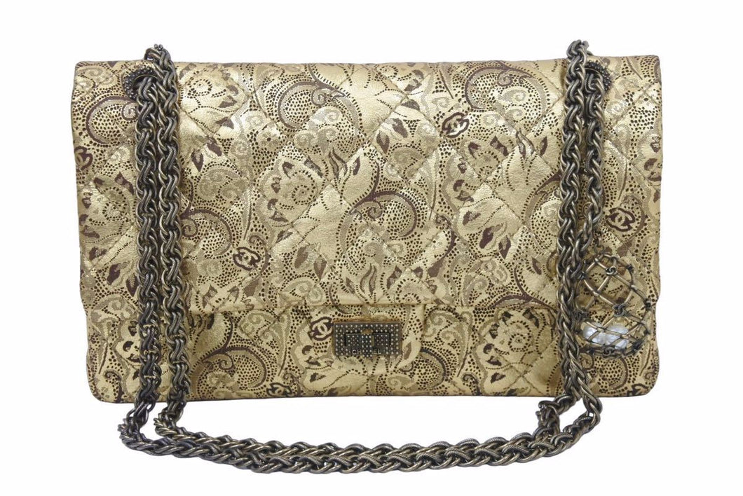 極美品 シャネル CHANEL MOSCOW パリ モスクワ 2.55 マトラッセ チェーン ショルダーバッグ 12番台 ゴールド 中古 48771