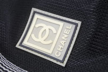 Load image into Gallery viewer, CHANEL シャネル リュック スポーツライン ココマーク ロゴ メッシュ 10番台 P7243 ナイロン ブラック 美品 中古 48894