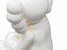 Load image into Gallery viewer, 未使用 KAWS カウズ KAWS HOLIDAY CHANGBAI MOUNTAIN FIGURE &quot;Snowy White&quot; KW-0146 ホワイト 中古 48926