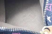 Load image into Gallery viewer, LOUISVUITTON ルイヴィトン ベルランゴ コインケース 小銭入れ ポーチ キーリング付 M58029 SR0075 マルチカラー 良品 中古 48956