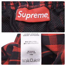 Load image into Gallery viewer, Supreme シュプリーム 18AW ナイロン チェック トラック パンツ レッド ブラック ボトムス サイズM 中古 48996