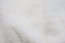 Load image into Gallery viewer, Christian Dior クリスチャンディオール ノースリーブ ニット インナー 5A13055020 ウール シルク ホワイト 38 美品 中古 49002