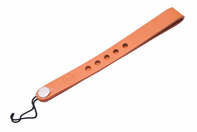 Laica レイカ ストラップ ブランドロゴ レザー 穴５つ オレンジ シルバー金具 ユニセックス 美品 中古 49047