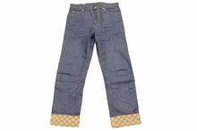 Load image into Gallery viewer, 極美品 GUCCI グッチ GG 折り返し付き デニムパンツ ダークブルー 現行 ロゴ ボトムス ‎700949 XDB1Z 4759 サイズ34 中古 49122