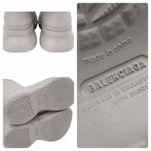 Load image into Gallery viewer, BALENCIAGA バレンシアガ Crocs クロックス ミッドカーフブーツ 677388W1S8E EVA ベージュ サイズ26.5cm 美品 中古 49148