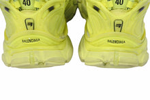 Load image into Gallery viewer, Balenciaga バレンシアガ Runner ランナー トラックスニーカー ポリウレタン ポリエステル ネオイエロー USA7 良品 中古 49151