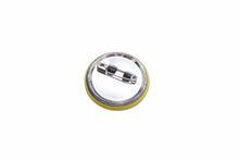 Load image into Gallery viewer, Christian Dior クリスチャンディオール Addict 缶バッジ イエロー レッド アクセサリー 小物 美品 中古 49205