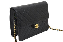 Load image into Gallery viewer, シャネル CHANEL マトラッセ 23cm ハーフフラップ ターンロック 8番台 ショルダーバッグ ラムスキン ブラック 美品 中古 49239