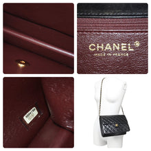 Load image into Gallery viewer, シャネル CHANEL マトラッセ 23cm ハーフフラップ ターンロック 8番台 ショルダーバッグ ラムスキン ブラック 美品 中古 49239