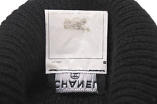 Load image into Gallery viewer, 極美品 CHANEL シャネル 96AW タートルネック ニット ココマーク ブラック カシミヤ PO8810V00321 カンガルー サイズ42 中古 49257