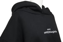 Load image into Gallery viewer, MAISON MARGIELA メゾン マルジェラ パーカー 20AW 反転ロゴ ステッチ オーバーサイズ サイズ44 S50GU0149 美品 中古 49284