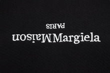 Load image into Gallery viewer, MAISON MARGIELA メゾン マルジェラ パーカー 20AW 反転ロゴ ステッチ オーバーサイズ サイズ44 S50GU0149 美品 中古 49284