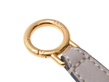 Load image into Gallery viewer, FENDI フェンディ ショルダーストラップ ブランドロゴ レザー ベージュ ゴールド金具 レディース 品 中古 49379