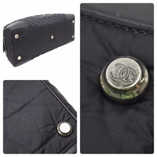 Load image into Gallery viewer, CHANEL シャネル パリスニューヨーク キルティング ボストンバッグ 10番台 ナイロン レザー ブラック シルバー金具 美品 中古 49417