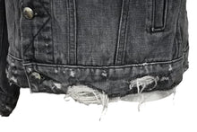 Load image into Gallery viewer, AMIRI アミリ デニムジャケット レザーパッチ 18SS MOTRK-VAR ブラック ダメージ サイズS 美品 中古 49443