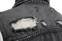 Load image into Gallery viewer, AMIRI アミリ デニムジャケット レザーパッチ 18SS MOTRK-VAR ブラック ダメージ サイズS 美品 中古 49443