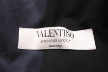 Load image into Gallery viewer, Valentino ヴァレンチノ ジャケット スタジャン 蝶 刺繡 ネイビー サイズ48 MV3CI0A243J 美品 中古 49668