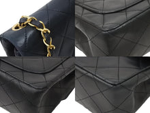 Load image into Gallery viewer, CHANEL シャネル ミニマトラッセ ショルダーバッグ 1番台 ココマーク ラムスキン ブラック ゴールド 美品 中古 49705
