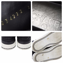 Load image into Gallery viewer, CHANEL シャネル スニーカー 19年クルーズモデル ココマーク キャンバス ハイカットスニーカー G34222 良品 中古 49723