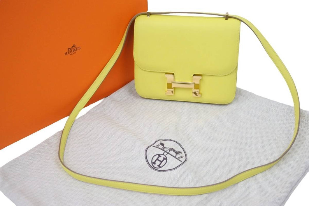 極美品 HERMES エルメス ショルダーバッグ ミニ コンスタンス3 ライム スイフト D刻印 中古 49789