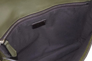FENDI フェンディ フラットバケット ショルダーバッグ 斜めがけバッグ ミディアム 7VA524 レザー カーキ シルバー 美品 中古 49866