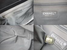 Load image into Gallery viewer, 極美品 CHANEL シャネル マトラッセ チェーンアラウンド ショルダーバッグ 19番台 ラムスキン ブラック シルバー 中古 49892