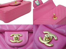 Load image into Gallery viewer, シャネル CHANEL ミニマトラッセ Vステッチ ピンク ゴールド金具 ショルダーバッグ レディース 美品 中古 49957