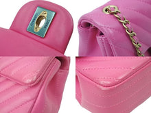 Load image into Gallery viewer, シャネル CHANEL ミニマトラッセ Vステッチ ピンク ゴールド金具 ショルダーバッグ レディース 美品 中古 49957