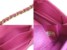 Load image into Gallery viewer, シャネル CHANEL ミニマトラッセ Vステッチ ピンク ゴールド金具 ショルダーバッグ レディース 美品 中古 49957