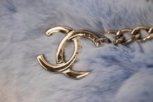 Load image into Gallery viewer, CHANEL シャネル ラビット ファー チェーン ショルダーバッグ 7番台 ココマーク 水色 ブルー ロゴ 美品 中古 50061