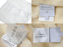 Load image into Gallery viewer, CHANEL シャネル スポーツライン ダウンコート P16395V09195 00A イタリア製 ポリアミド ホワイト 38 美品 中古 50075