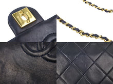 Load image into Gallery viewer, CHANEL シャネル マトラッセ チェーン ショルダーバッグ 中ミニマトラッセ ネイビー 1番台 美品 中古 50104