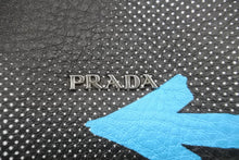画像をギャラリービューアに読み込む, PRADA プラダ ハンドバッグ ブルー ブラック ウサギ柄 矢印 レザー グラフィック シルバー金具 美品 中古 50115